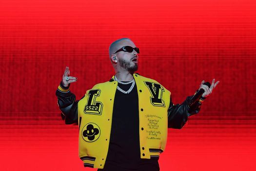 Hackearon a J Balvin en Youtube y subieron el tema de Residente
