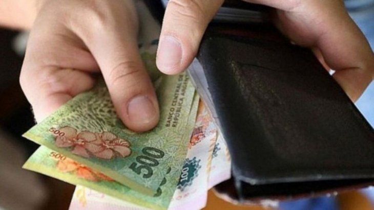 Adelantaron a junio los aumentos del Salario Mínimo