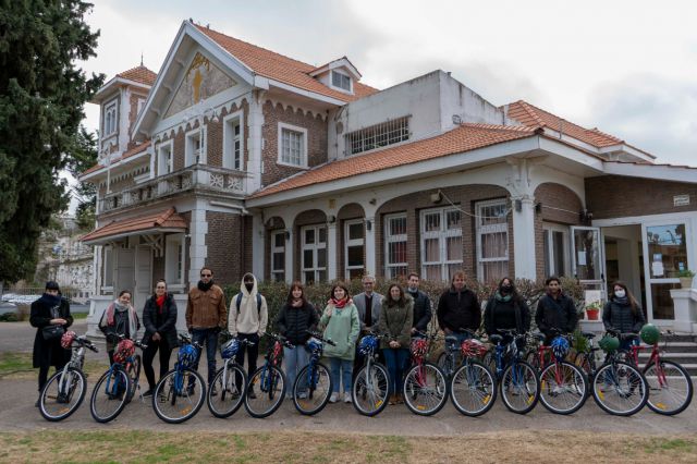 La UNS entregó dieciocho “Becas Bicicleta”