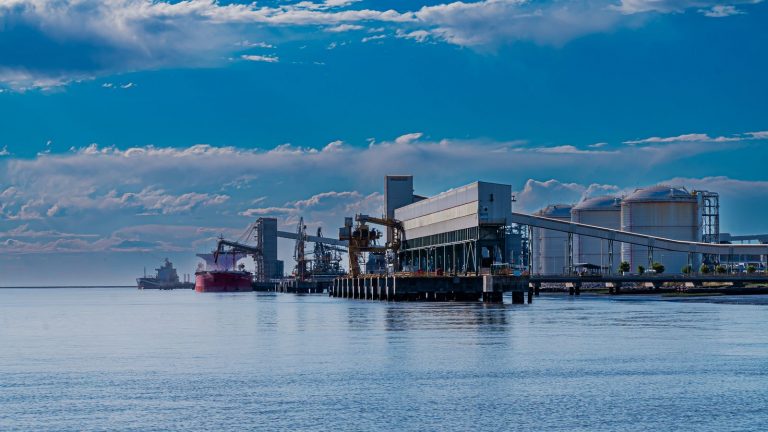 Avanza el proyecto para reducir carbono en el Puerto de Bahía Blanca