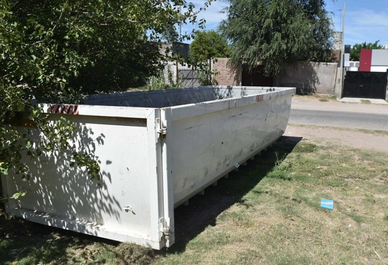 Ubicación de bateas para descartar residuos voluminosos